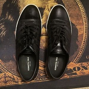 Kenneth Cole Reaction sneaker